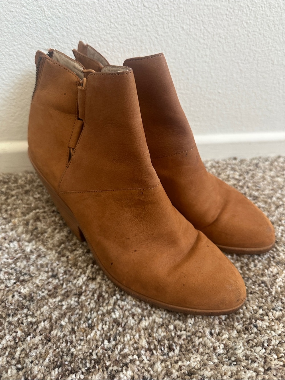 Eileen Fisher Women's Tan Suede Ankle Booties